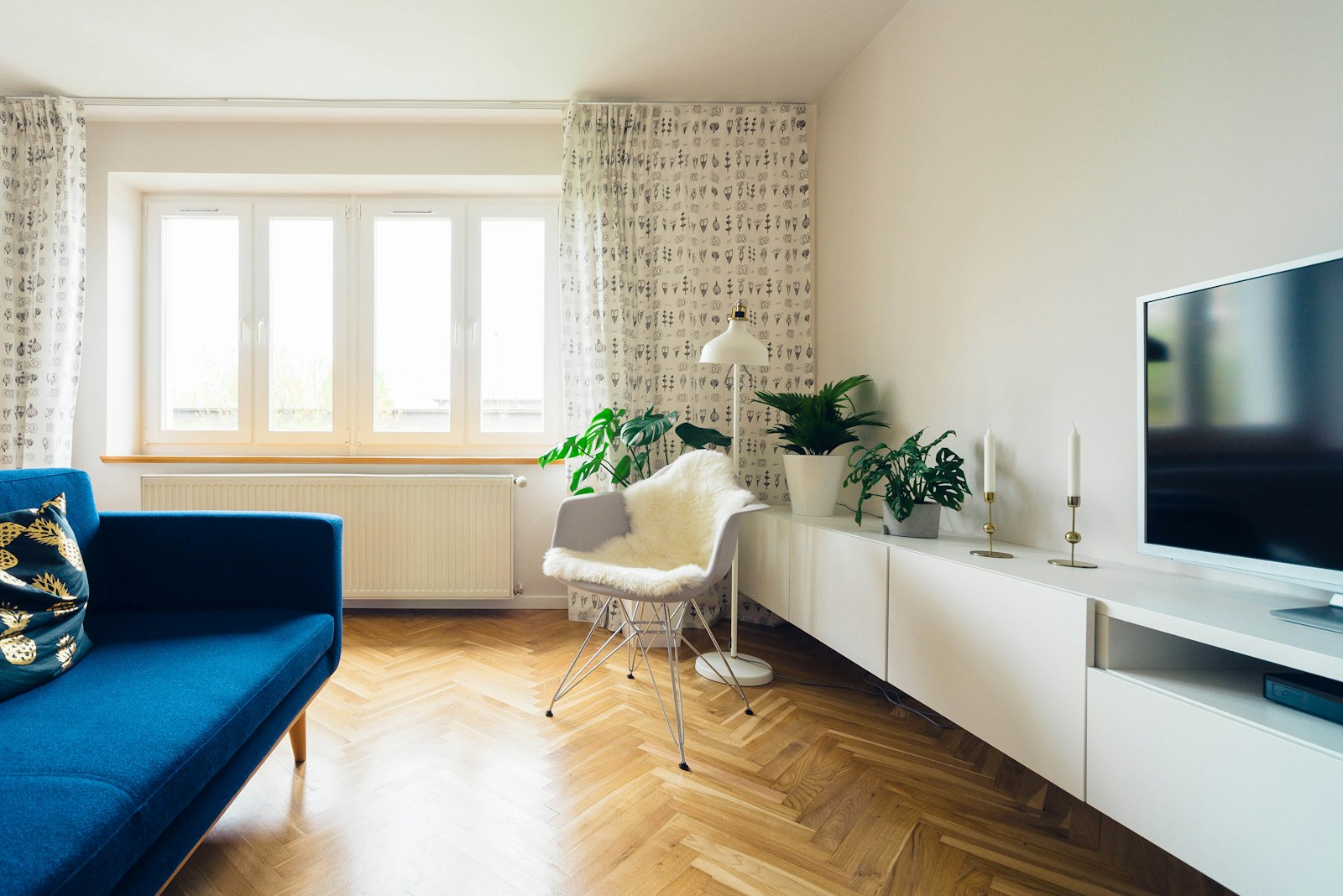 Living area of the Leith Shore apartment